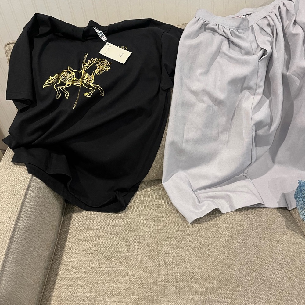 Women’s Lot of Clothing X Large, Skirt is Size 18